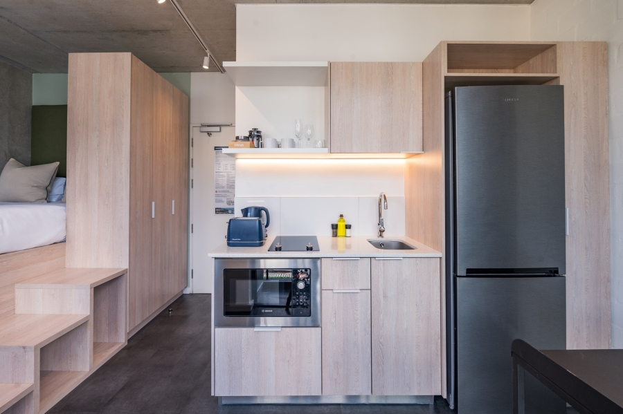 1 Bedroom Property for Sale in Sea Point Western Cape